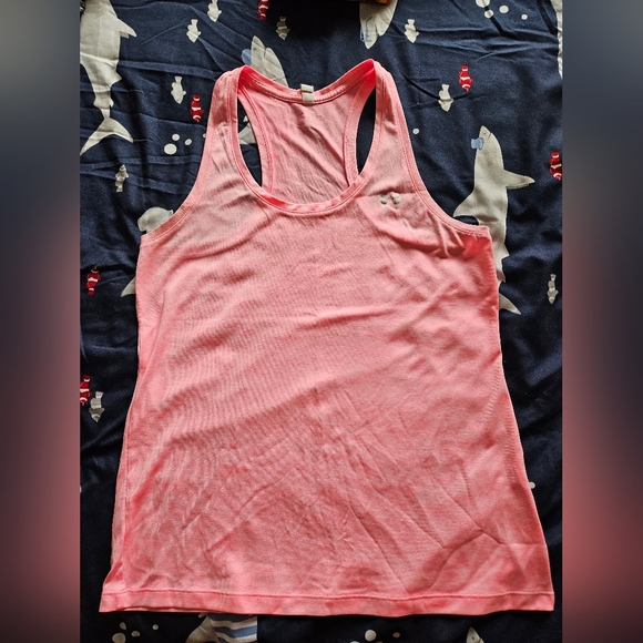 Womens 3 pack tank bundle - Picture 2 of 11